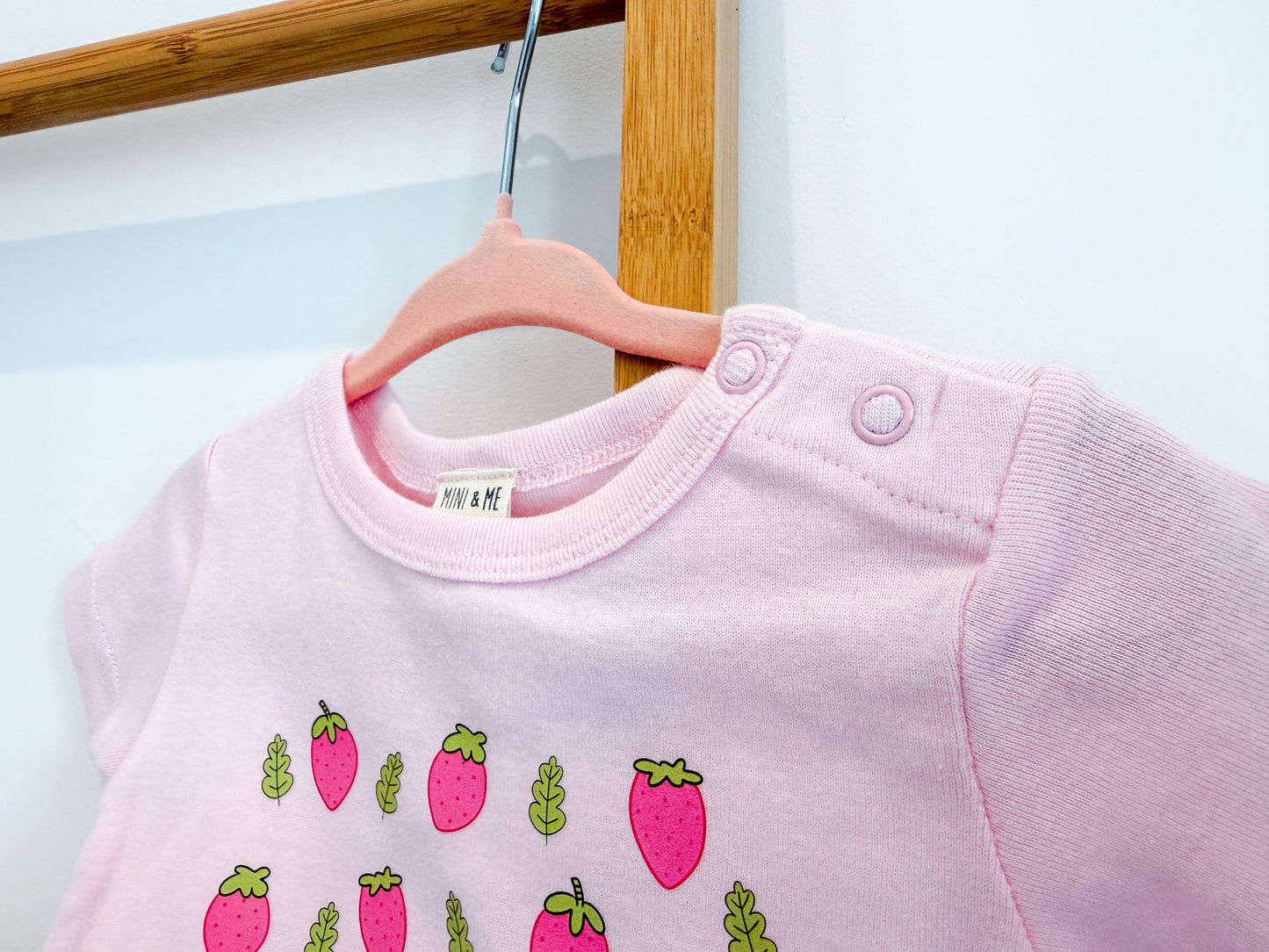 Organic Cotton Baby T-Shirt β Sweet Strawberries