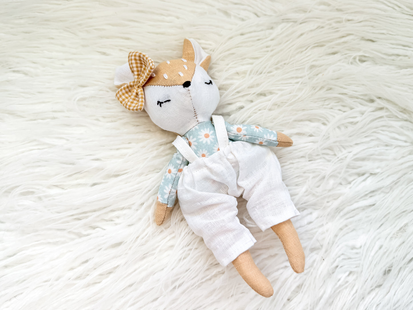 Handmade Linen Deer Mini Doll – Pocket-Sized Woodland Soft Toy for Nursery & Play