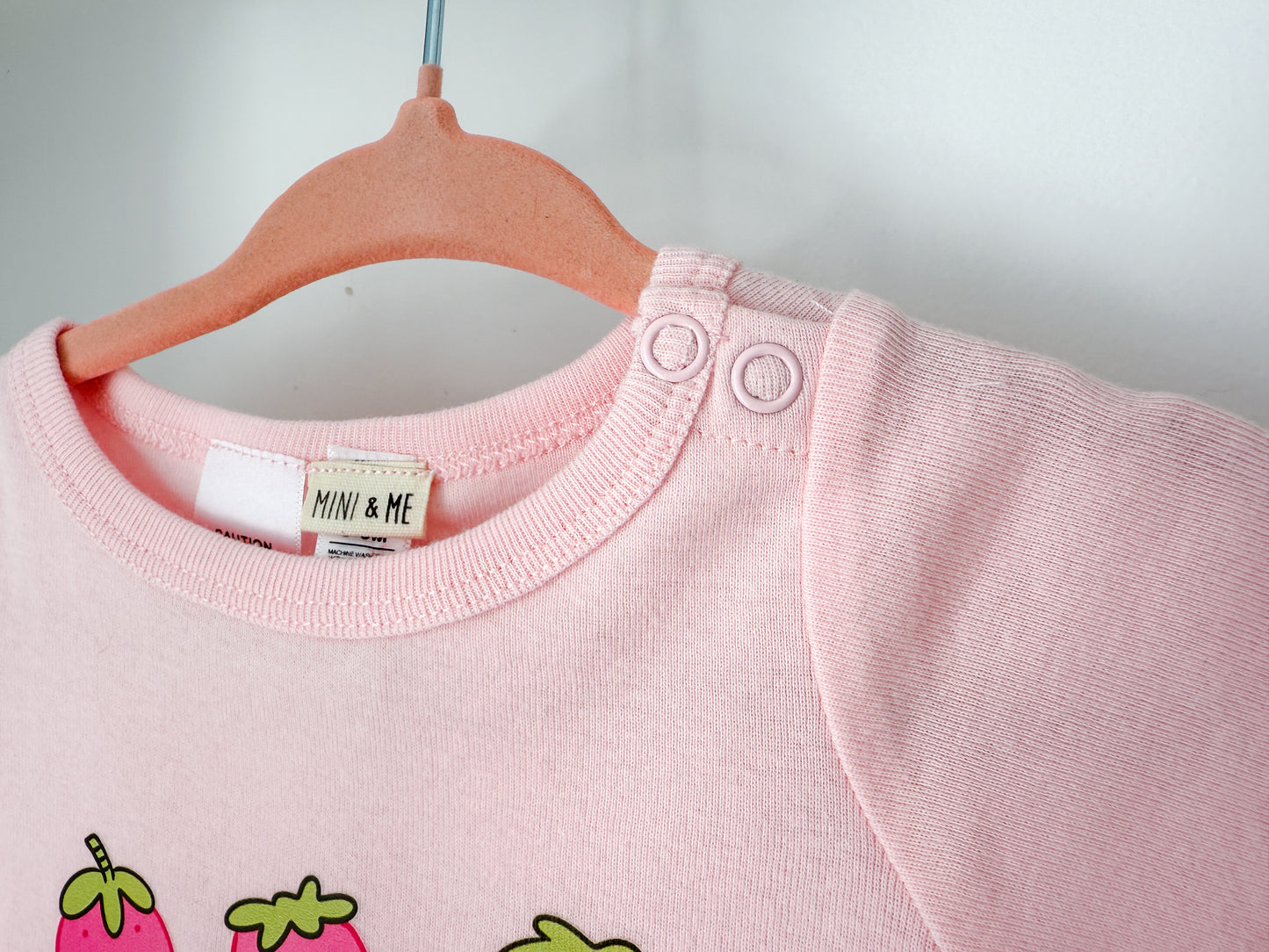 Organic Cotton Baby Bodysuit - Pink Strawberries