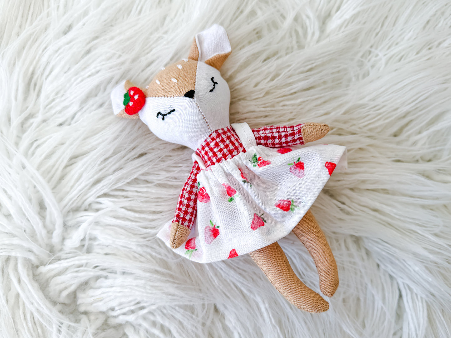 Ruby the Strawberry Linen Fawn