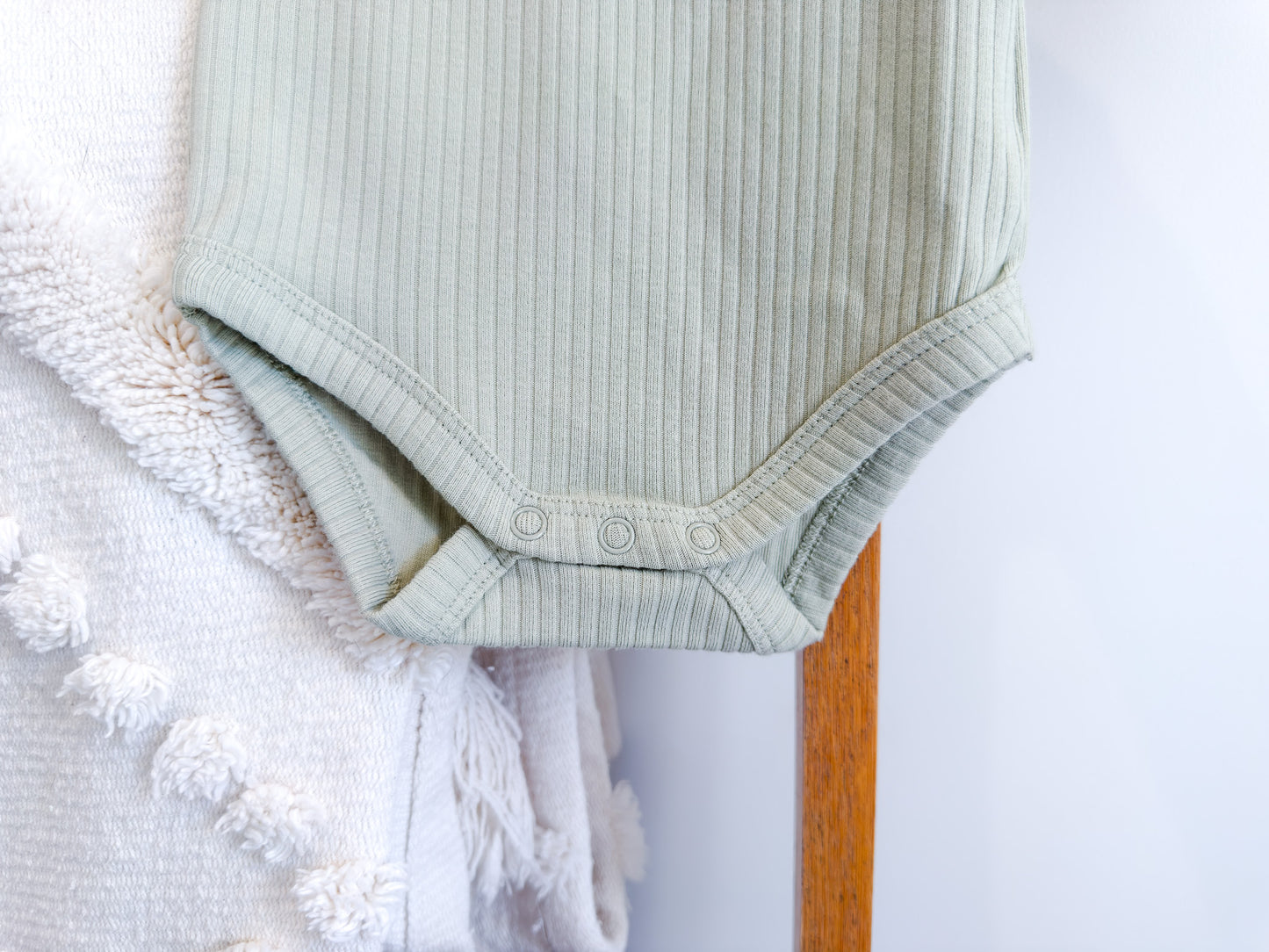 Organic Sage Rib Baby Bodysuit – Kitty Trio