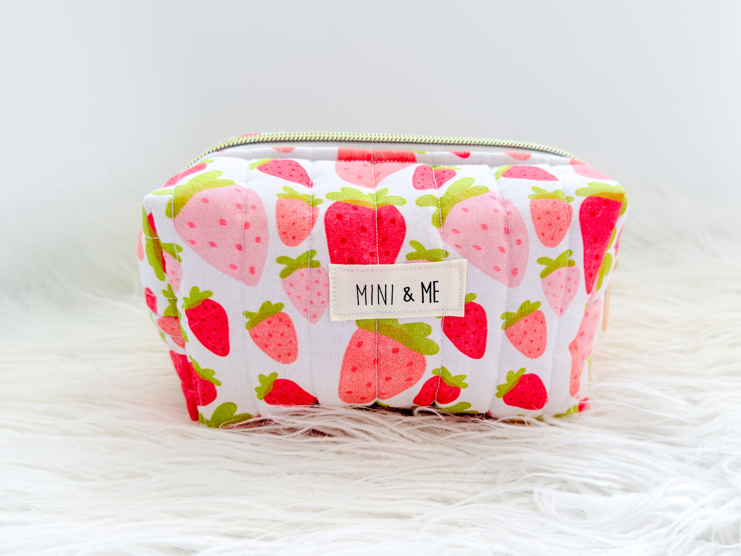 Strawberry Fields Quilted Everything Pouch – Mini & Me Original Print