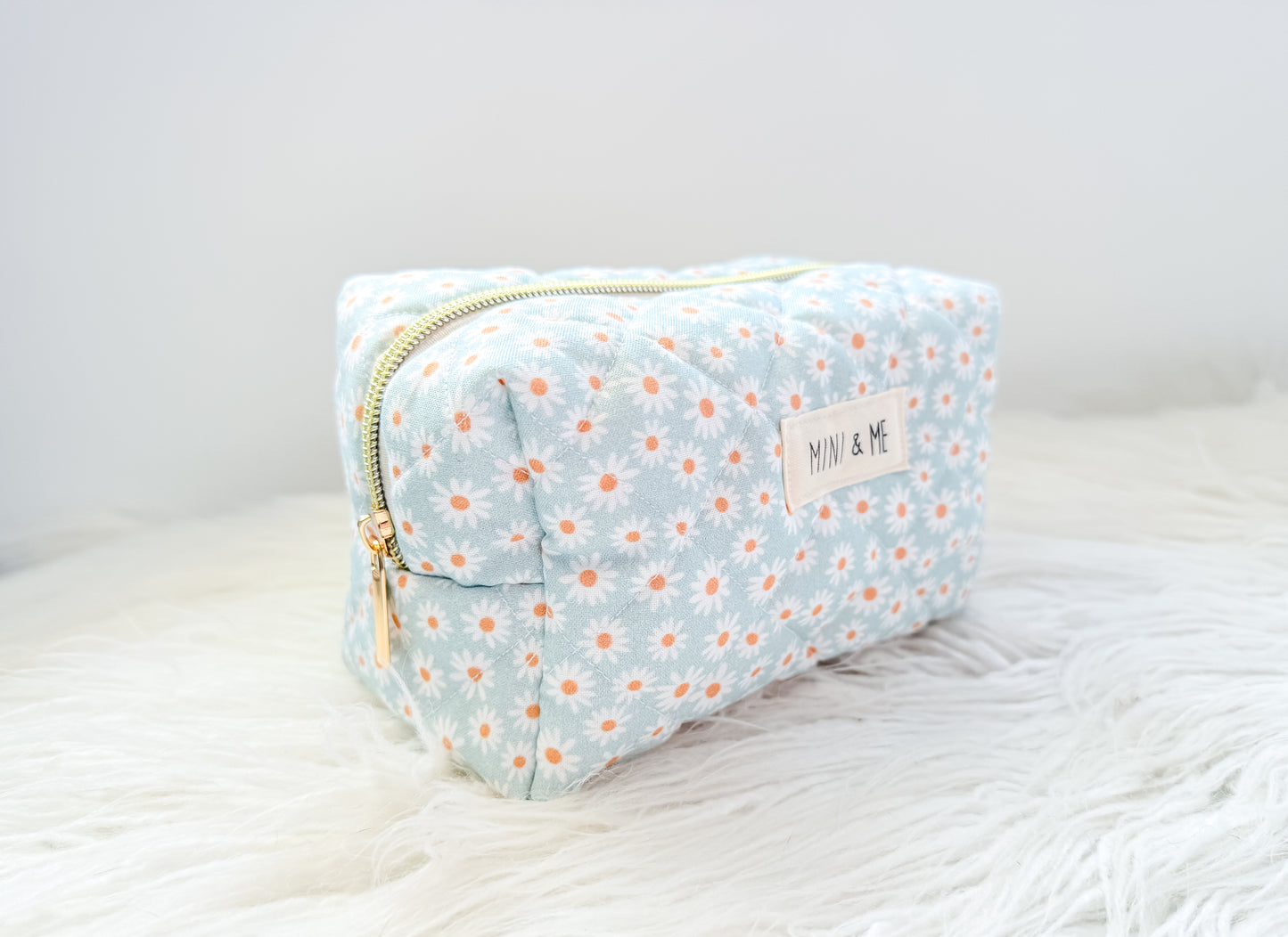 Blue Daisy Quilted Everything Pouch
