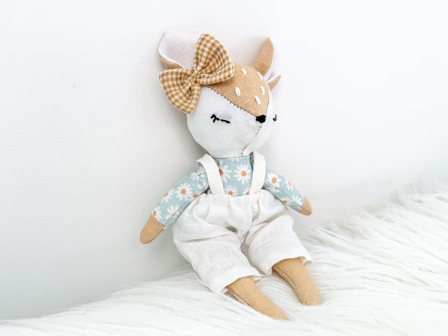 Handmade Linen Deer Mini Doll – Pocket-Sized Woodland Soft Toy for Nursery & Play