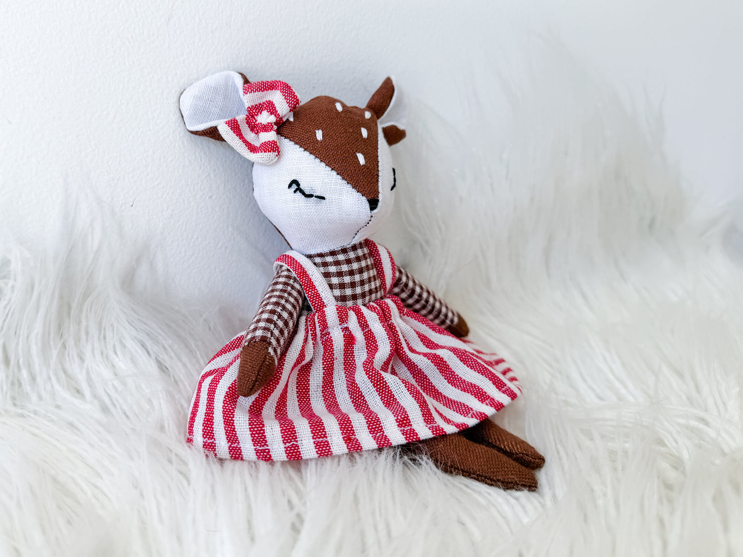 Daisy the Strawberry Stripe Linen Fawn