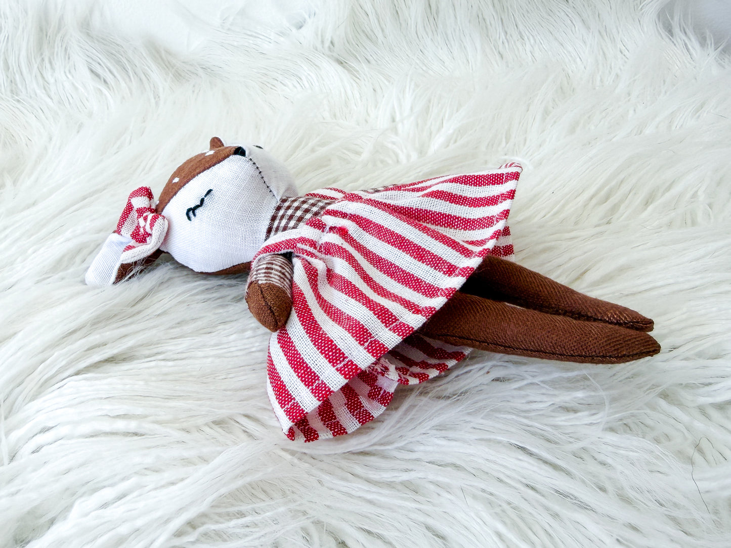Daisy the Strawberry Stripe Linen Fawn