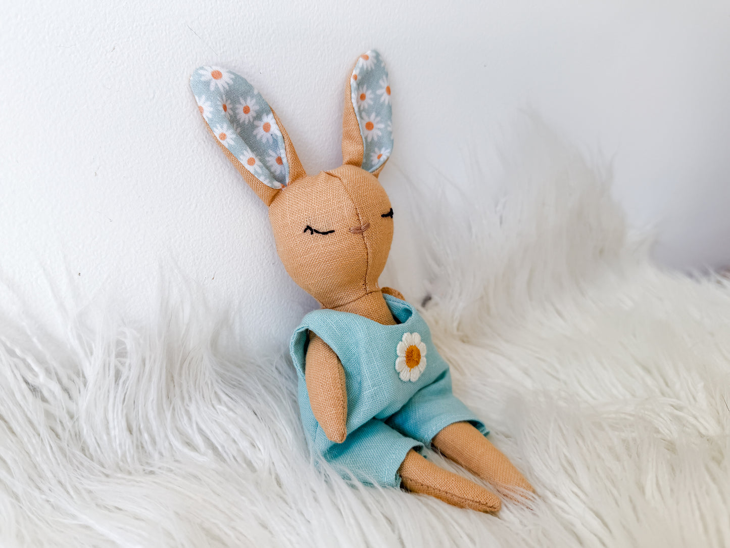 Maisie the Daisy Linen Bunny
