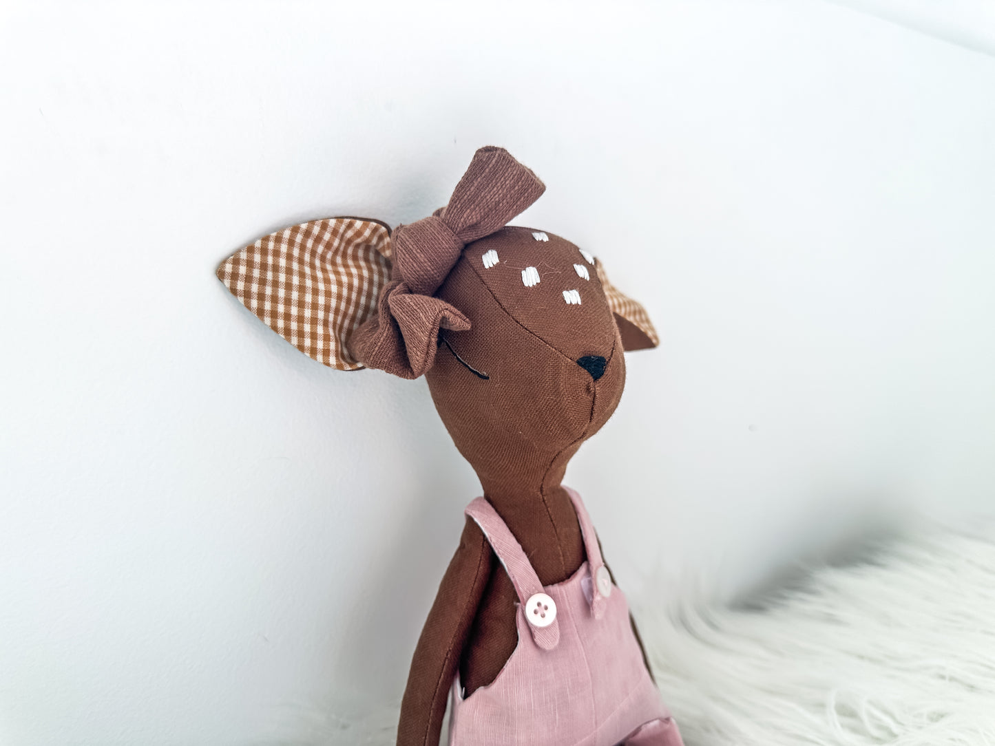 Linen Deer in Brown